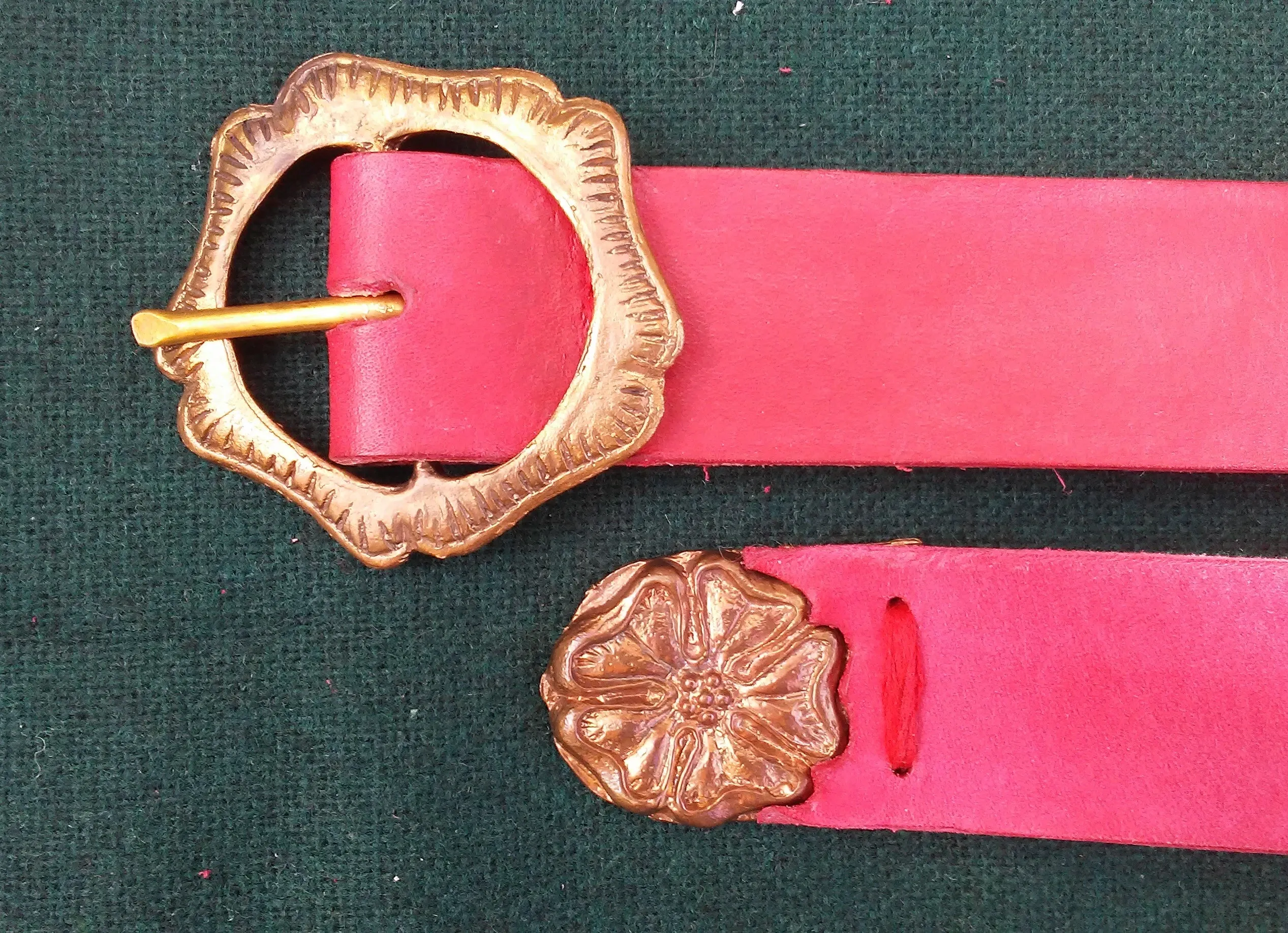 16th Century Rose Belt, Red - FB164