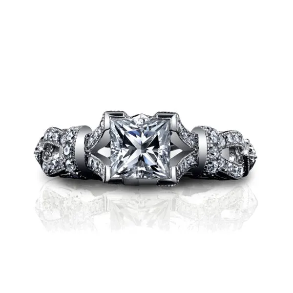 18K White Gold Diamond Engagement Ring