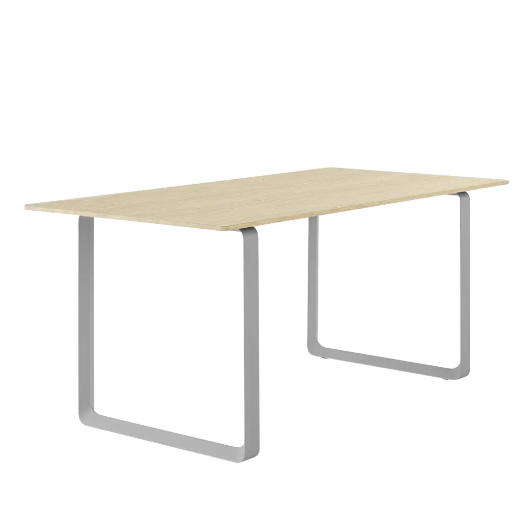 70/70 Table 170 x 85
