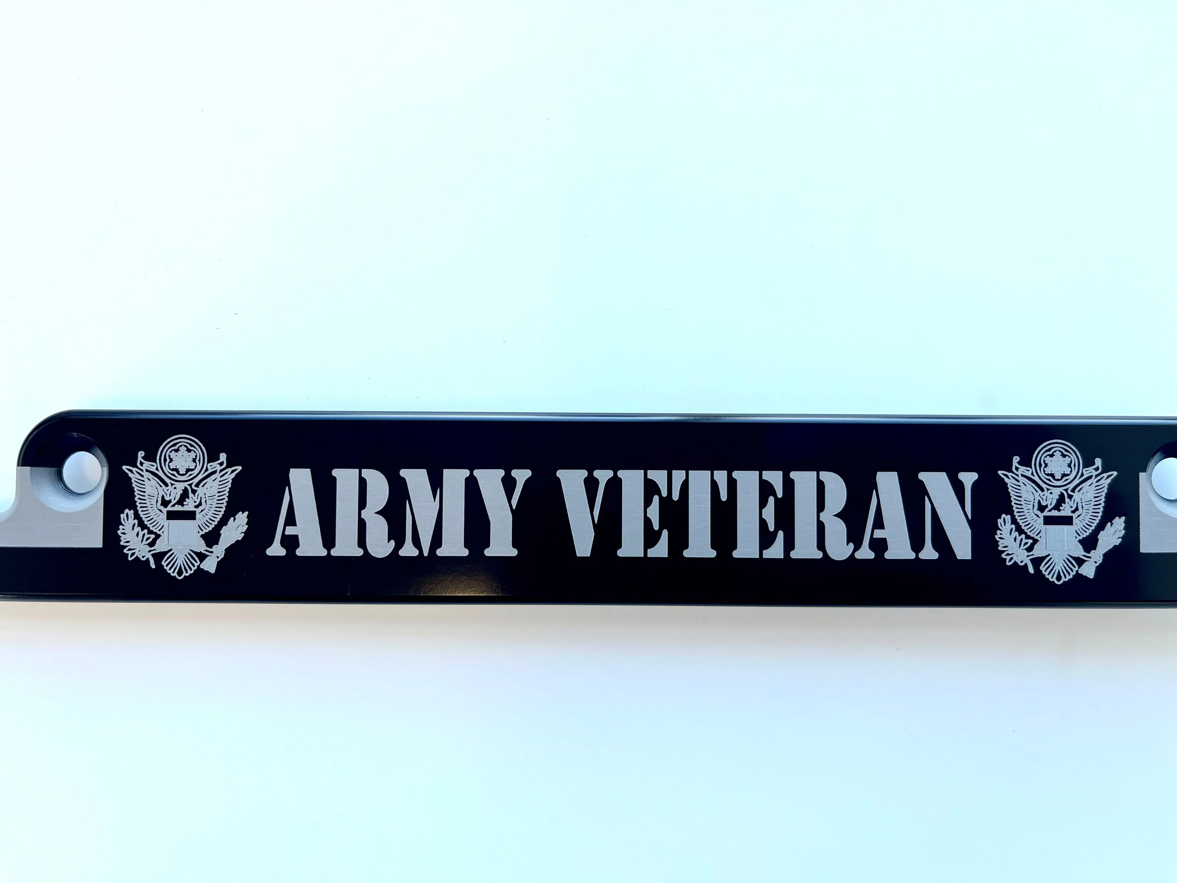 Army Veteran American Flag Aluminum License Plate Frame