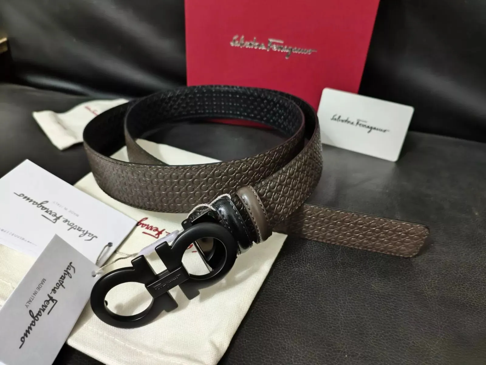 Authentic Salvatore Ferragamo leather belt Double sided belt