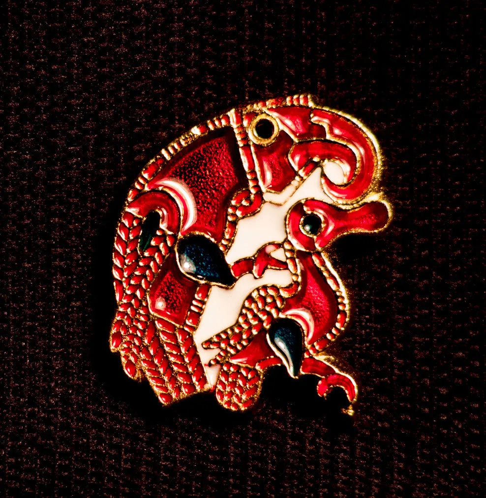 Bird purse mount - Facing right, Sutton Hoo S-25