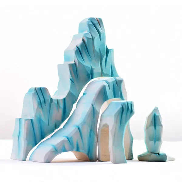 Bumbu Toys Large Waddle of Penguins with Icy Cliffs and Ice Floe SET