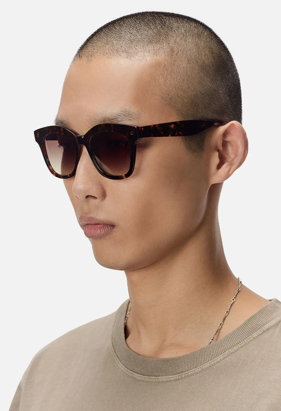Clerk Sq. Frame Sunglasses / Tortoise