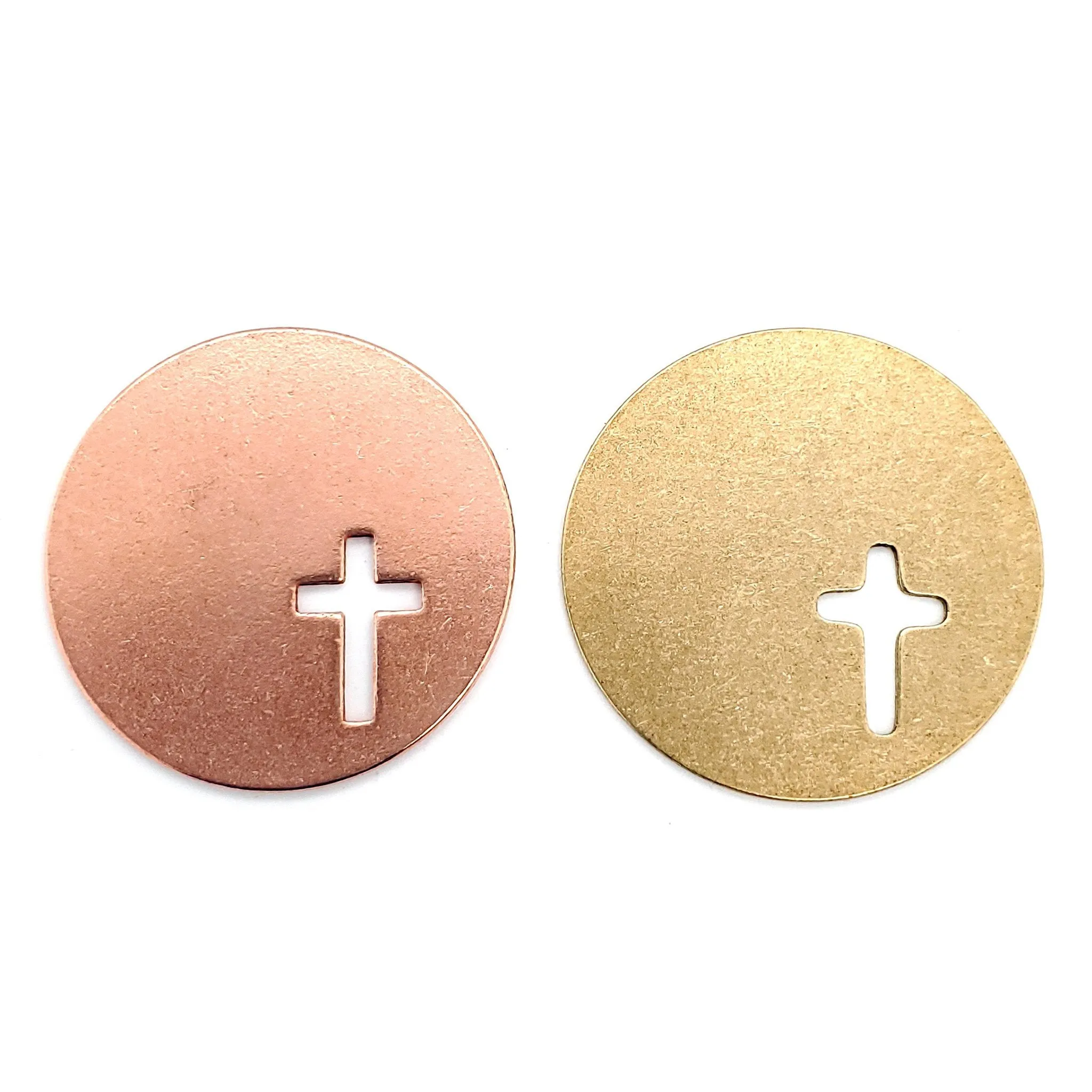 Copper Blank Round Cross Cutout Pendant / SBB0183