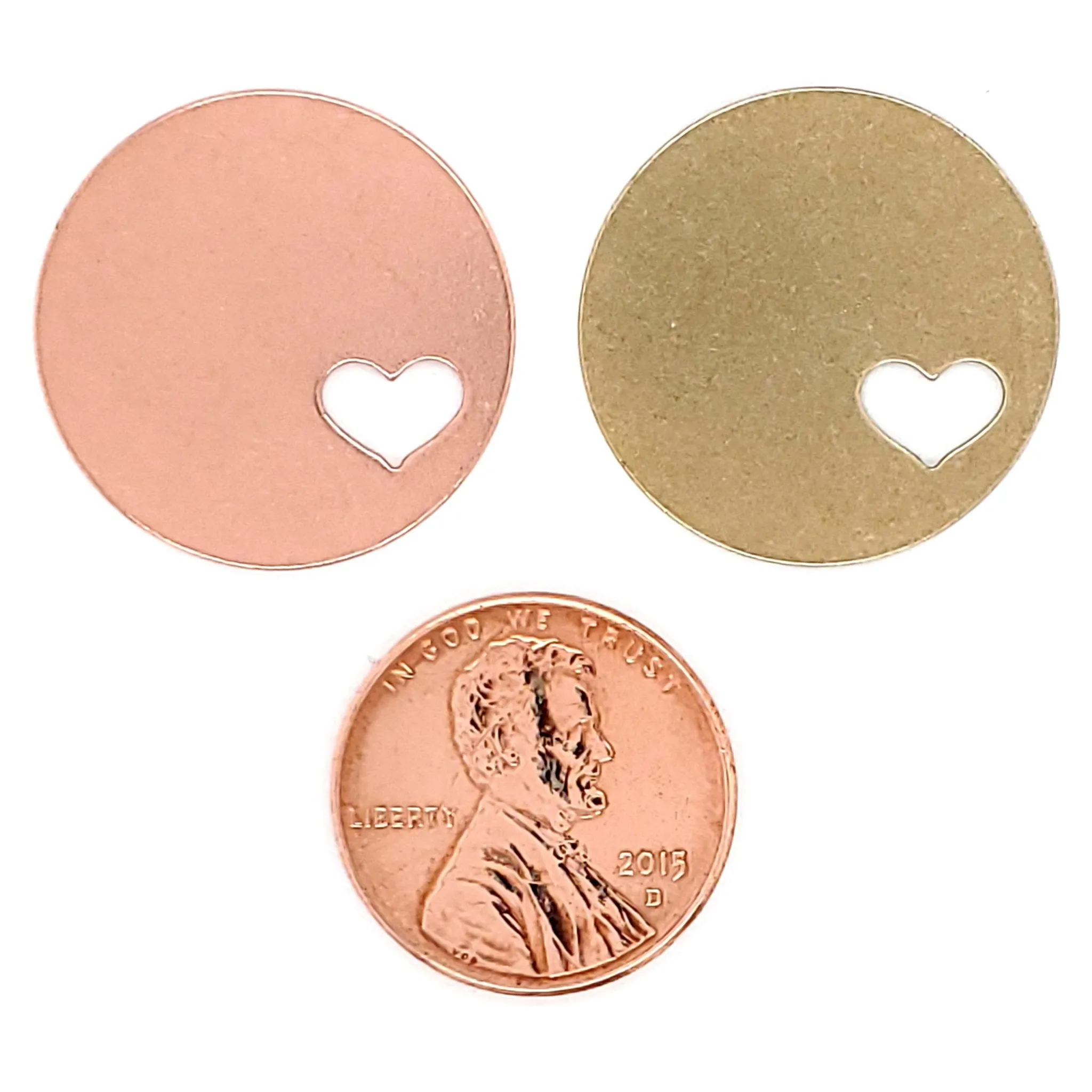 Copper Blank Round Heart Cutout Pendant / SBB0182