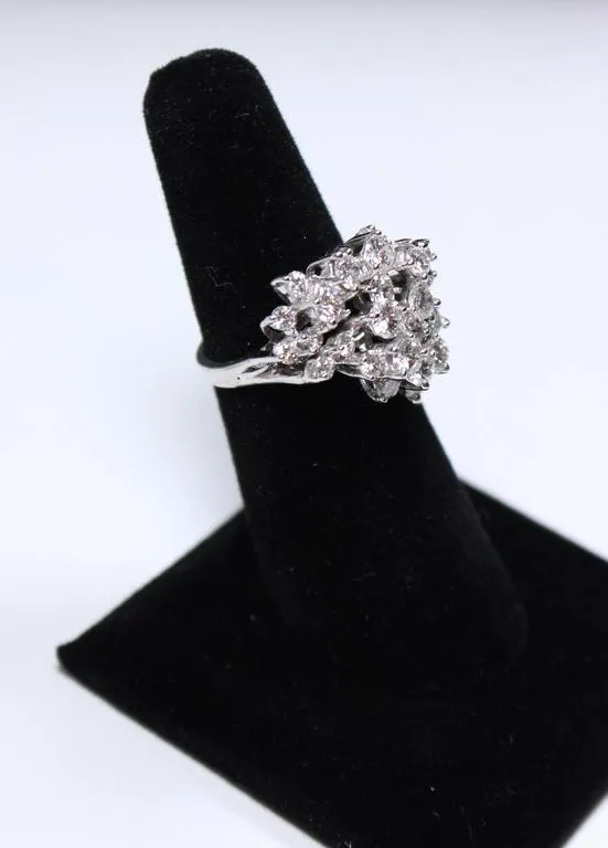 DIAMOND Cascade Cluster 18 Karat White Gold Ring Size 7