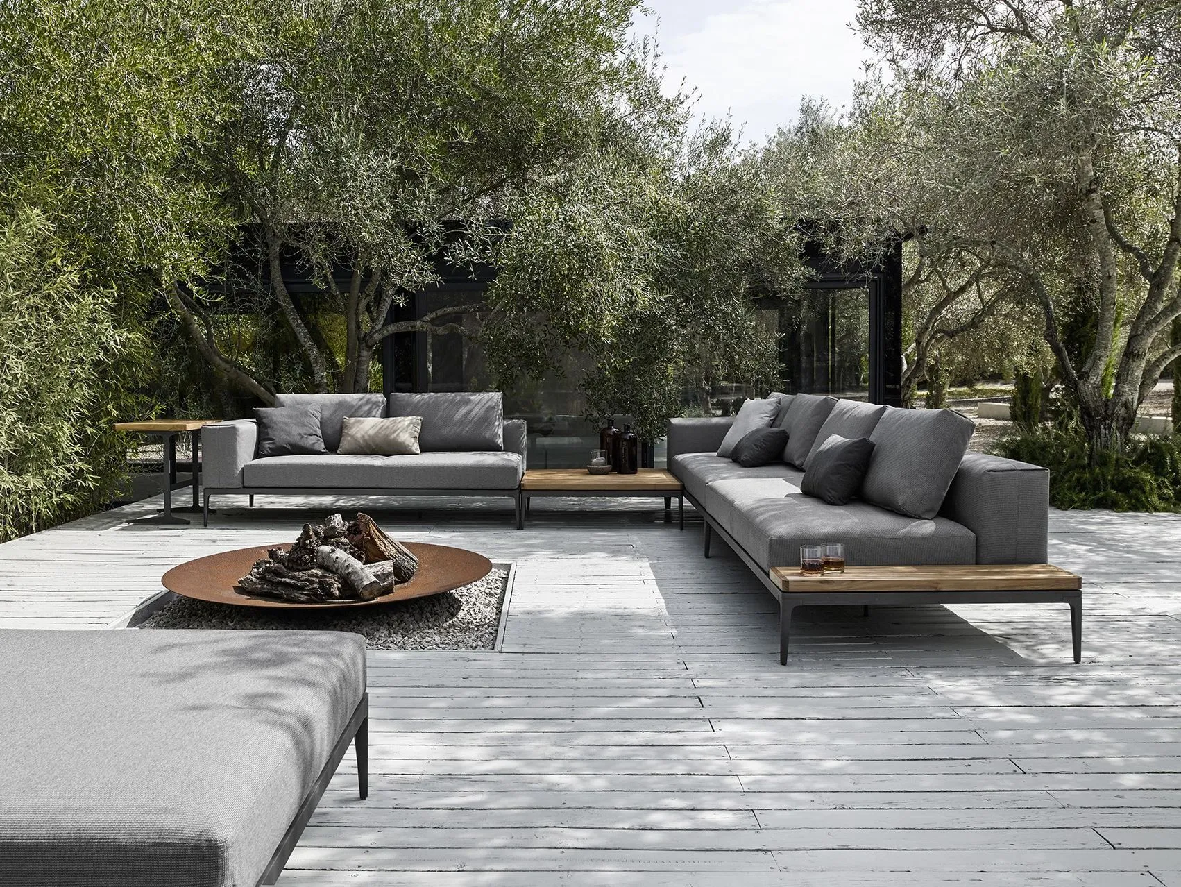 Gloster Grid Lounge Ottoman