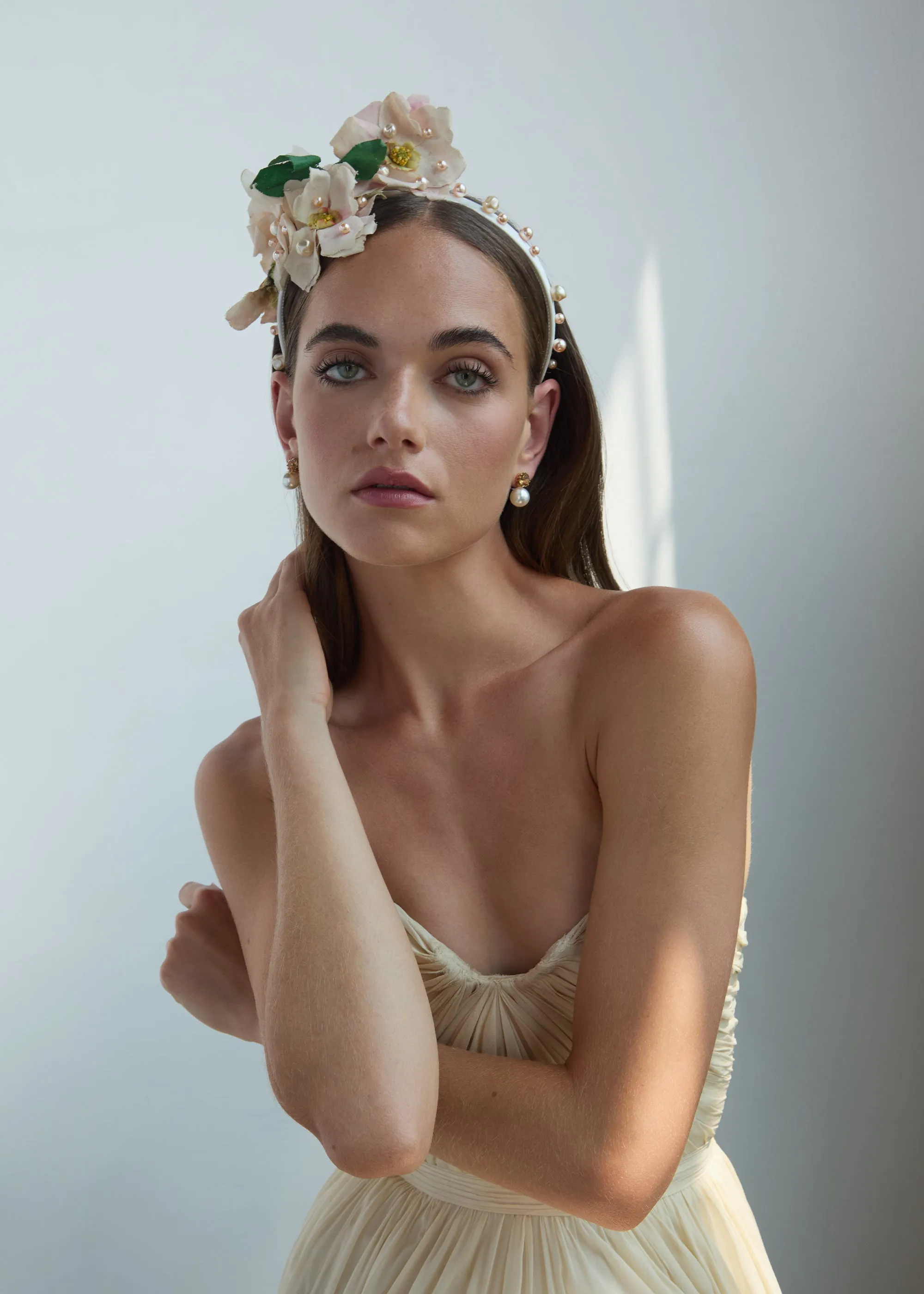 Jennifer Behr x New York Vintage Felicity Headband -- Cream