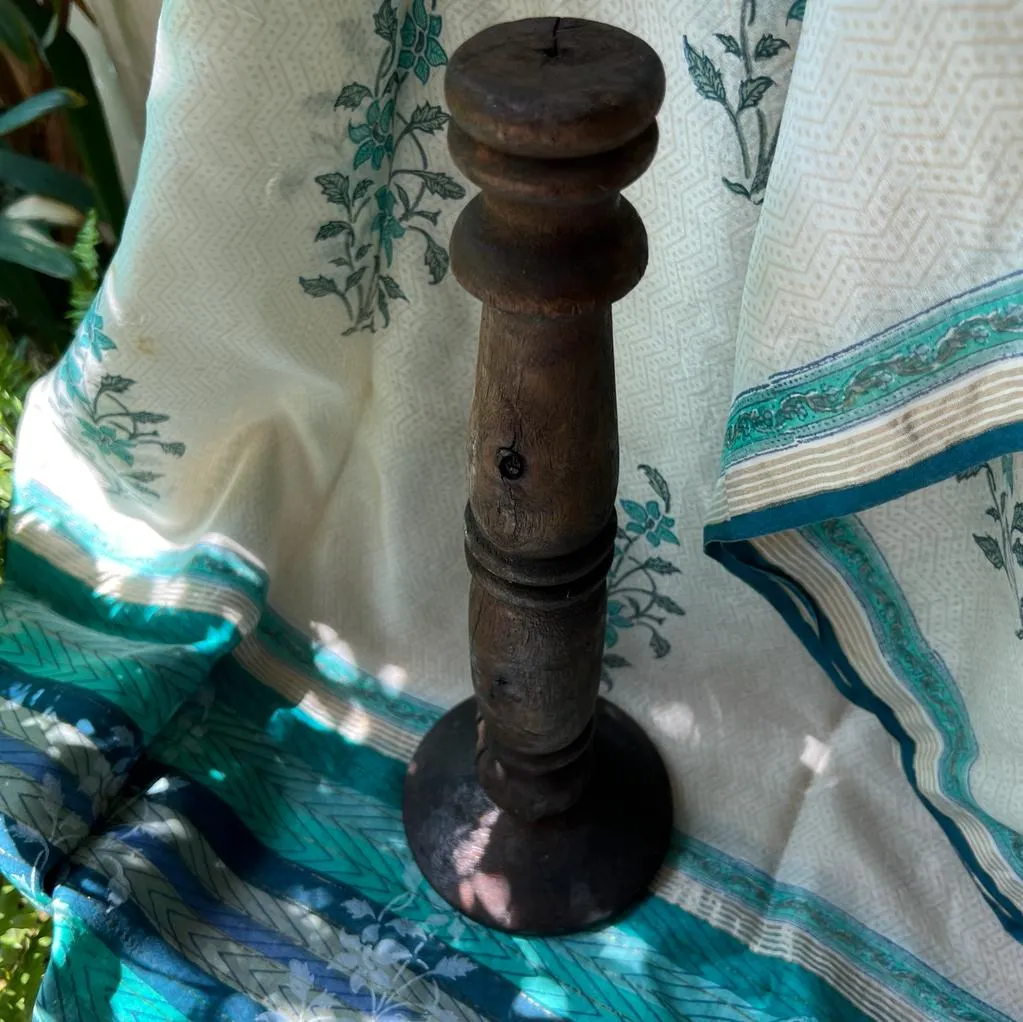 Kanan 10 :  Wooden Candle stand ( set of 3 )