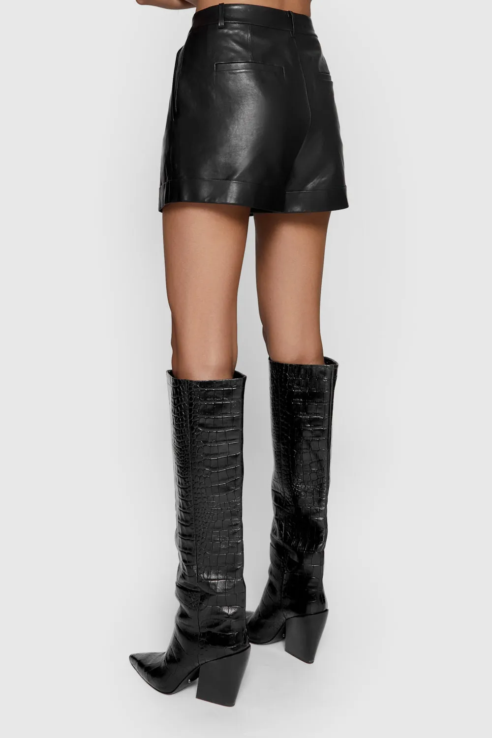 Rivington Short