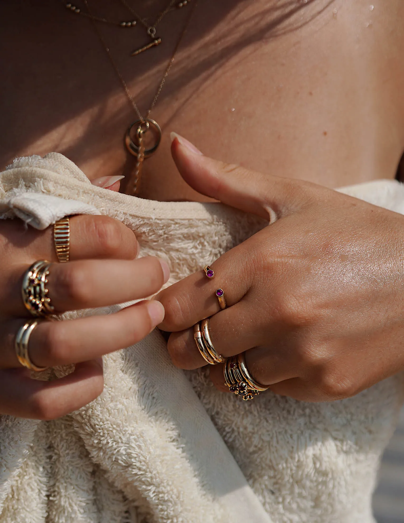 Saffira Pink ring<br>Solid gold