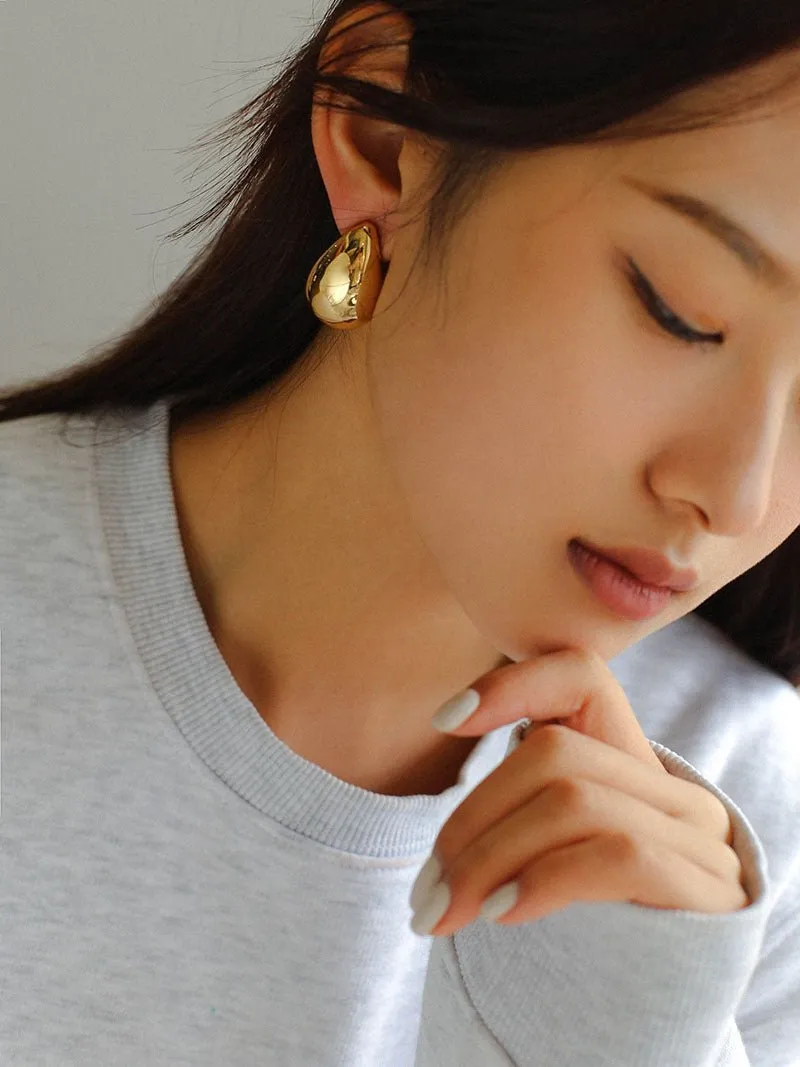 Simple Glossy Water Drop Earrings