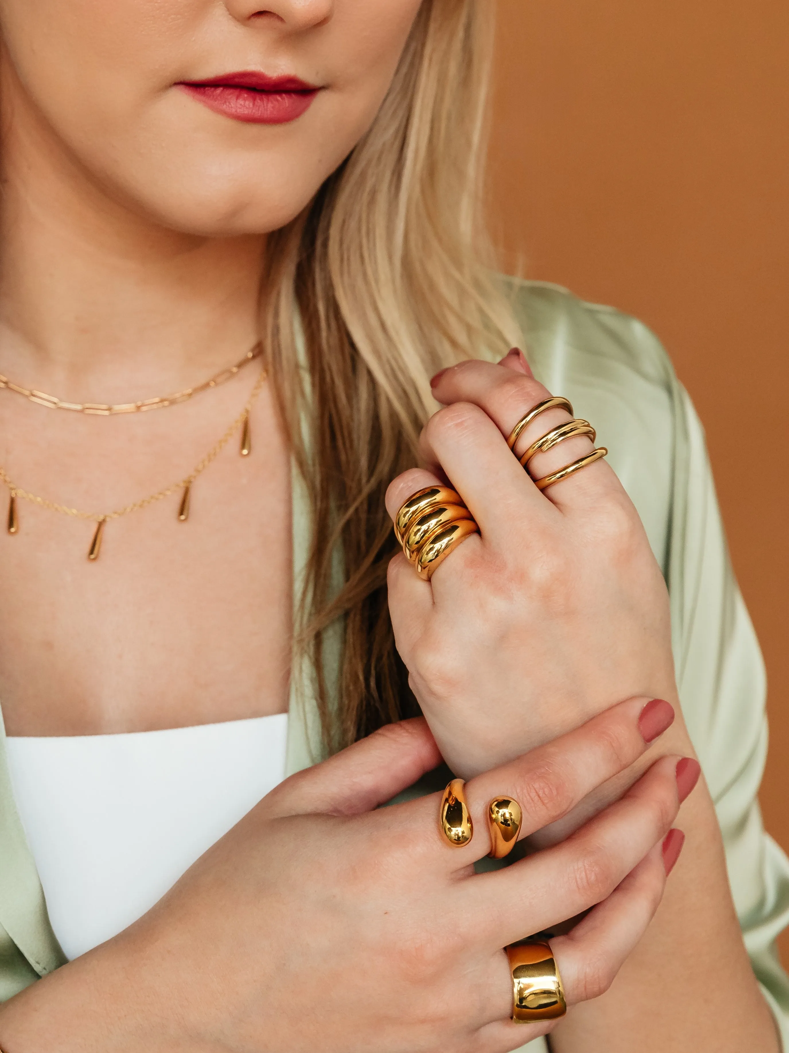 Twisted Dash Ring